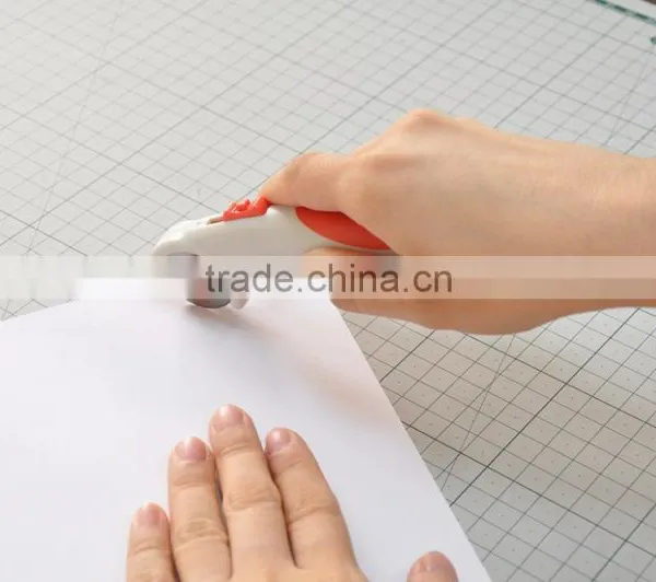 28mm Craft Ergonomic Soft Crip Rotary Cutter photo-6
