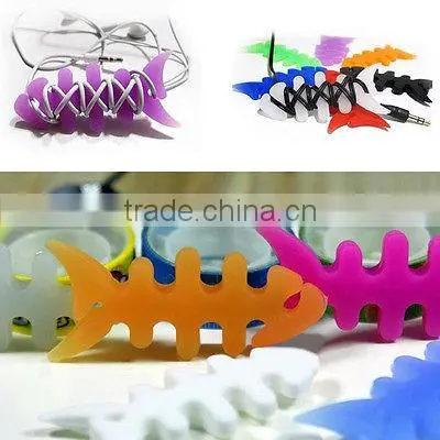 Customer Cable Clips Colorful Fish Shape Silicone Cable Tidy Silicone Bobbin Winder photo-3