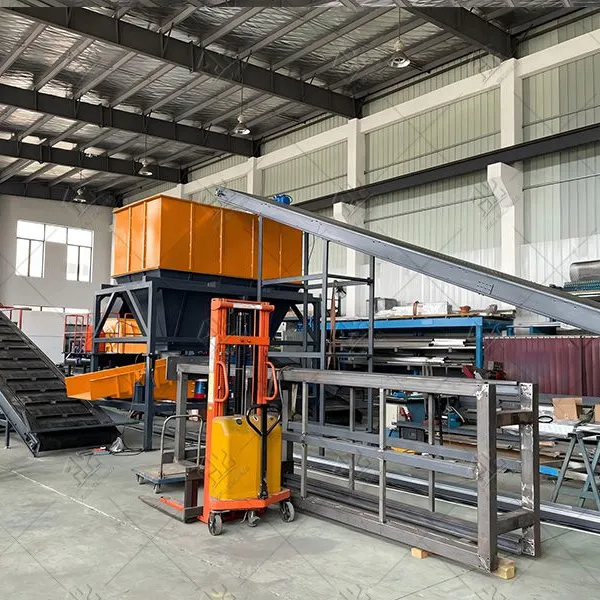 Waste Truck Tire Shredder Tire Recycling Machine