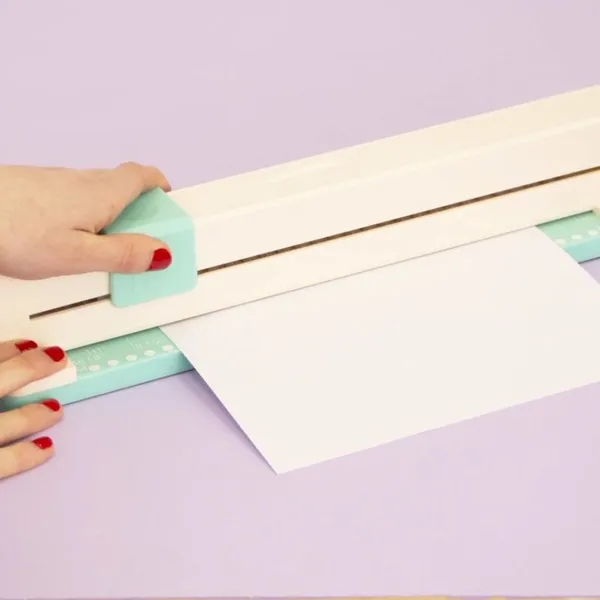 30-hole Paper Punch Binding Machine With Click Binding Spines photo-6