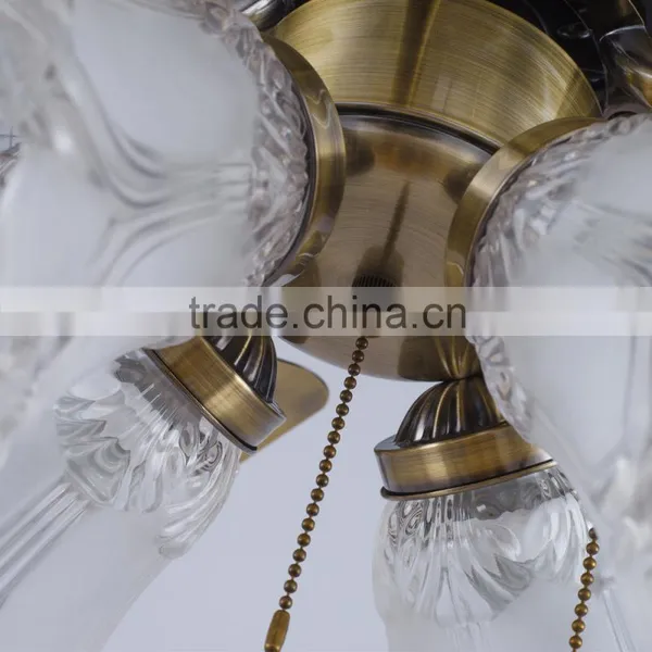 Flower Lampshade 4 Lights Decorative Reversible Ceiling Fan photo-4