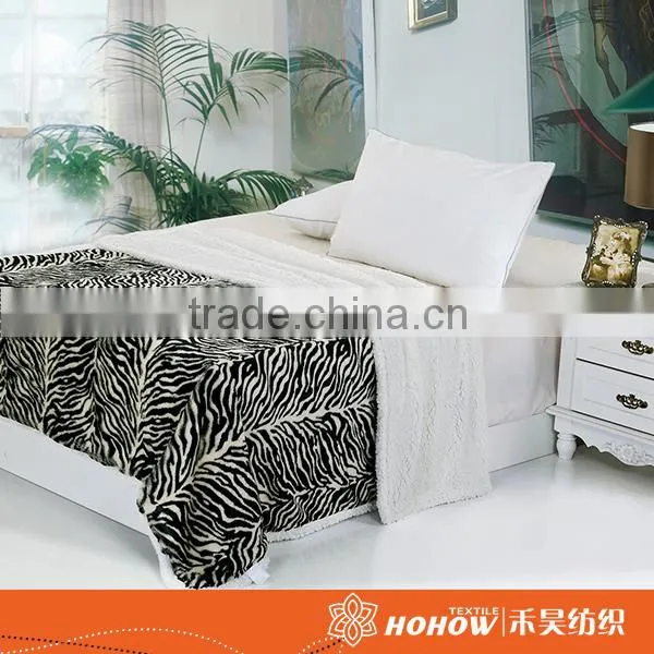 100% Polyester Cheap Polar Fleece Pillow Blanket photo-2