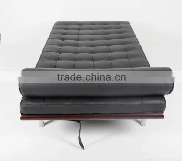 High Quality Barcelona Sofa Bed Solid Wood Frame Barcelona Daybed Leather photo-4