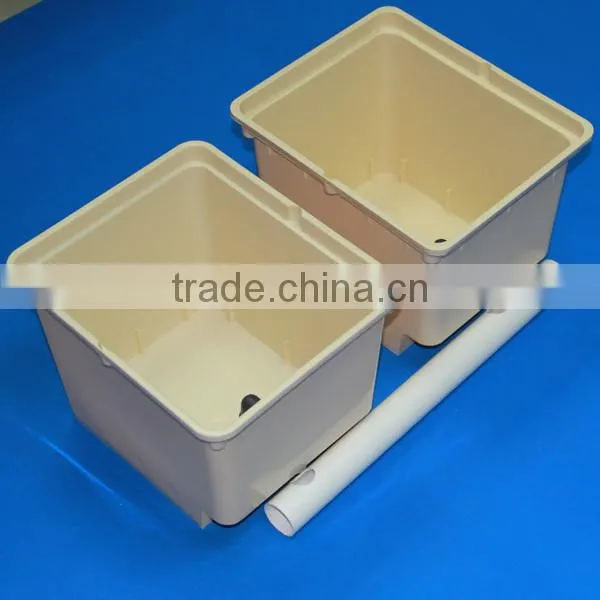 Dutch Buckets/Bato Buckets Manufacturer photo-5