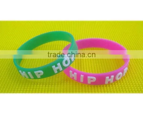 Silicone Personalized Wristbands photo-4