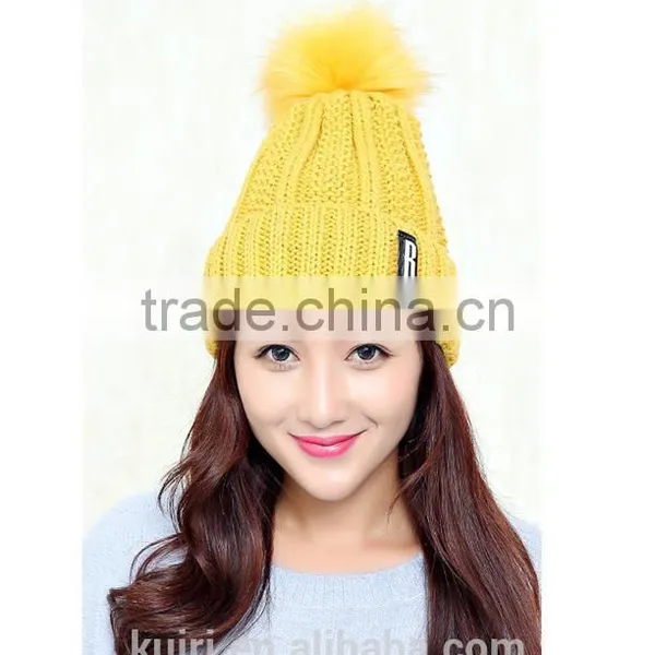 Logo Design Accept Woman Winter Warm Plush Thicken Winter Beanie Knit Hat With Fur Poms photo-2