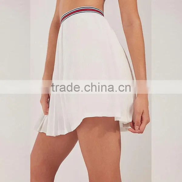 Latest Pleated Short Skirt and off Shoulder Ruffle Crop Top Set photo-3