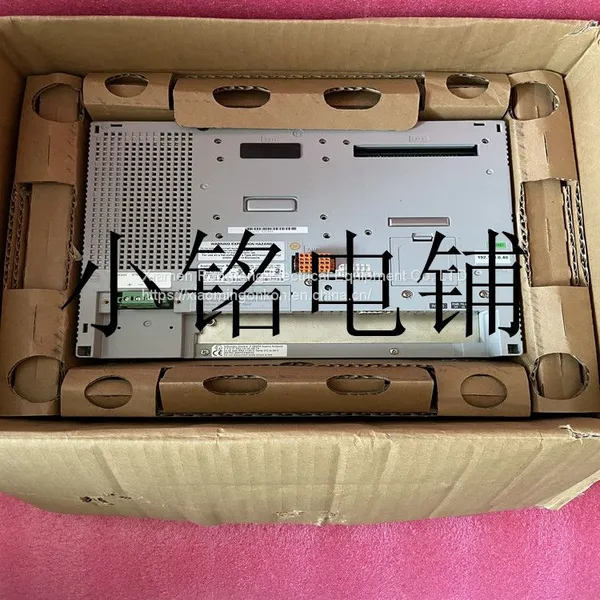 SCHNEIDER XBTGT5230 - Advanced Touchscreen Panel photo-2