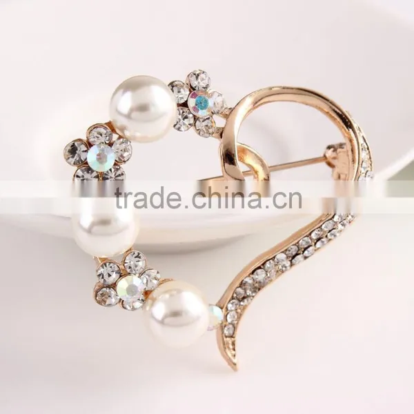 Fashion Designs Heart Shape Rhinestone Brooch Pin With Pearls,Brooches And Pins For Wedding Bouquet,Crystal Wedding Brooch Quality Choice photo-4