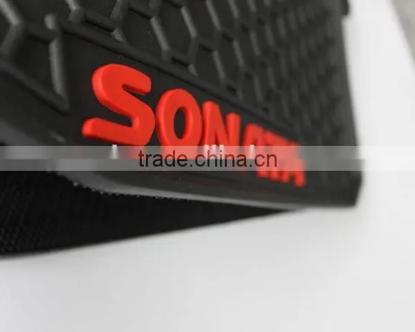 Customized Rubber Auto Floor Mats For HYUNDAI SONATA photo-3