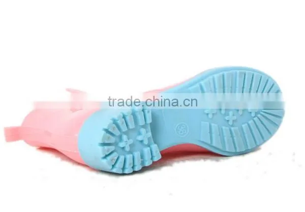 PVC Pink and Blue Fashionabale, Hot and Cheap and Comfortable and Safty Rain Boots photo-2
