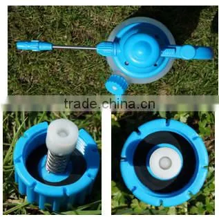 1.2L Portable Water Sprayer and Plastic Home Garden Sprayer With Automatic Vent Valve photo-3