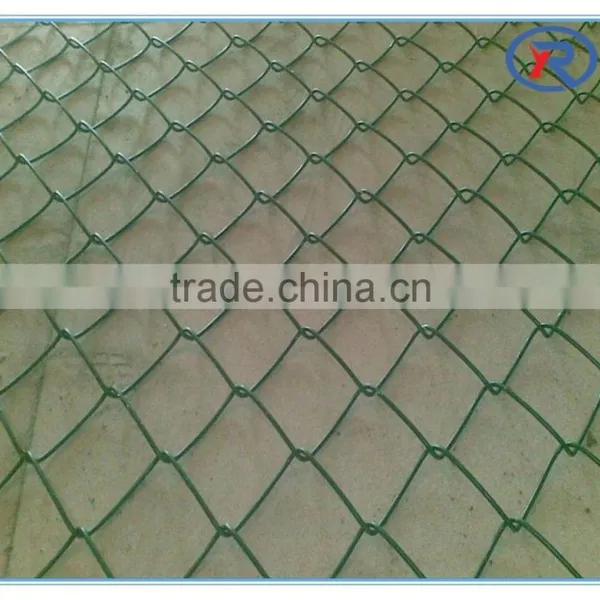 China Exporter Chain Link Wire Mesh Fencing , PVC Coated Chain Link Fences ,Plastic Chain Link Fence photo-2