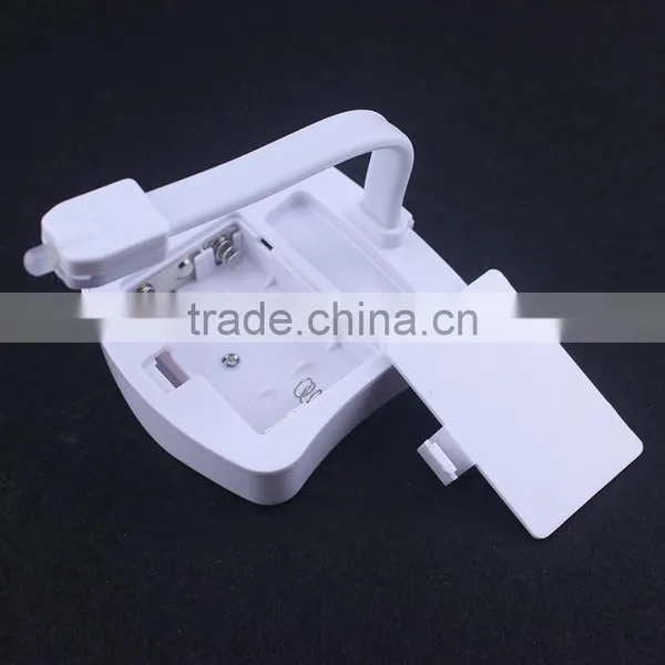 Automatic Luminous LED Light Toilet Seat Sensor / Glowing Bathroom Decorative Toilet Lightbowl photo-2