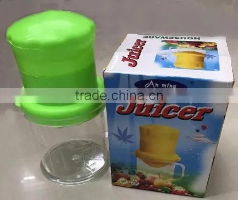 Plastic Handle Juicer Fruit Juicer photo-3