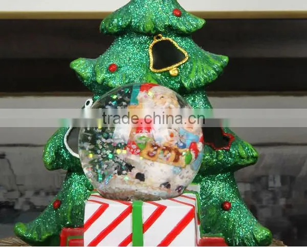 High-end Decoration Snow Globe Polyresin Snow Globe With Music Box photo-2