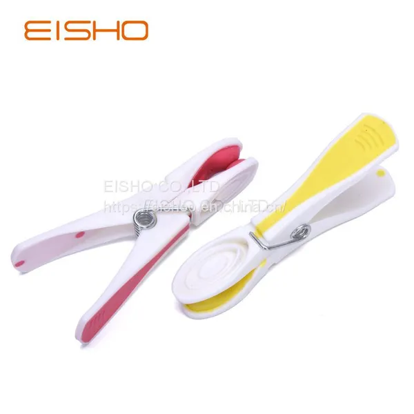 Plastic Pegs
