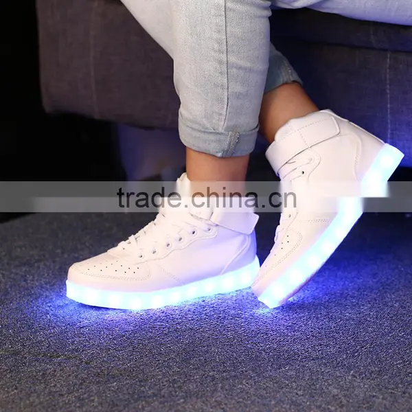2016 New Wave Pure Black/white Sport Casual Shoes With 7 Colors LED Luminous Lights and USB Charger Cable photo-6