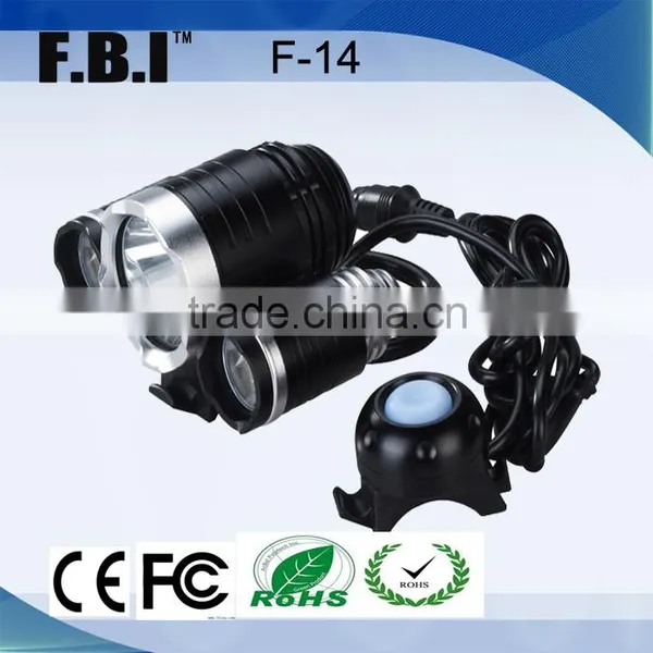 Adjustable Focus Triple Head Aluminum Body Bycicle Light or Lamp for Road Bike