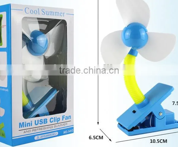 Cheap Rechargeable Plastic Mini Fan for Kids in Summer photo-2