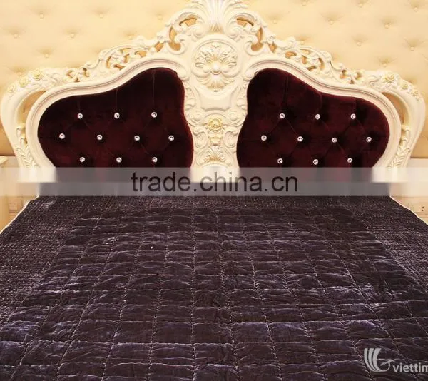 Hand Embroidered Blanket 100% Handmade in Vietnam With Eye-catching Colour and Design photo-3