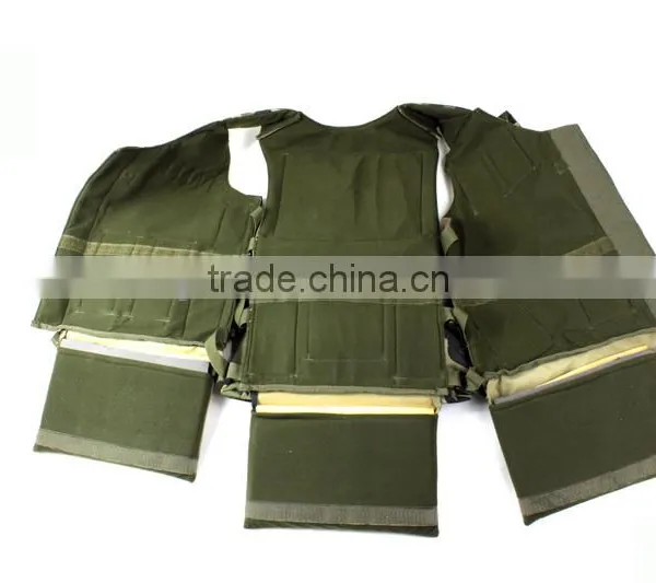 Camouflage Woodland Green Tactical Vest With Pen Flash Light Magazine Pouch for Front Rear photo-6