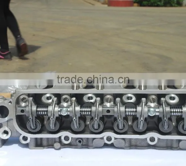 Complete Cylinder Head Engine Spare Parts for Toyota 4Y 11101-73020 photo-2