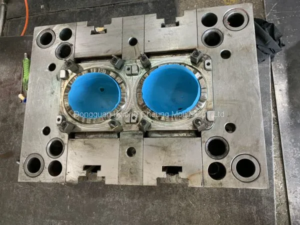 OEM Plastic Mould/Molding Service Maker Plastic Injection Mold photo-2