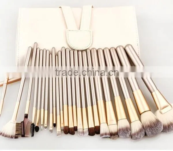18pcs Face Use Beauty Brush Kit With Nature Long Bamboo Handle photo-2