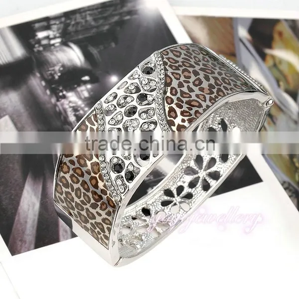Luxury Leopard White Gold Crystal Enamel Latest Design Daily Wear Bangle photo-2