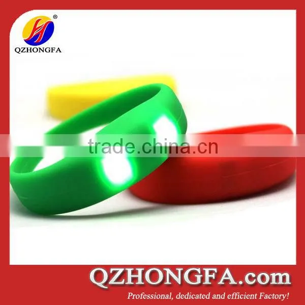Wholesale Popular Top Selling Motion LED Light Bracelet photo-3