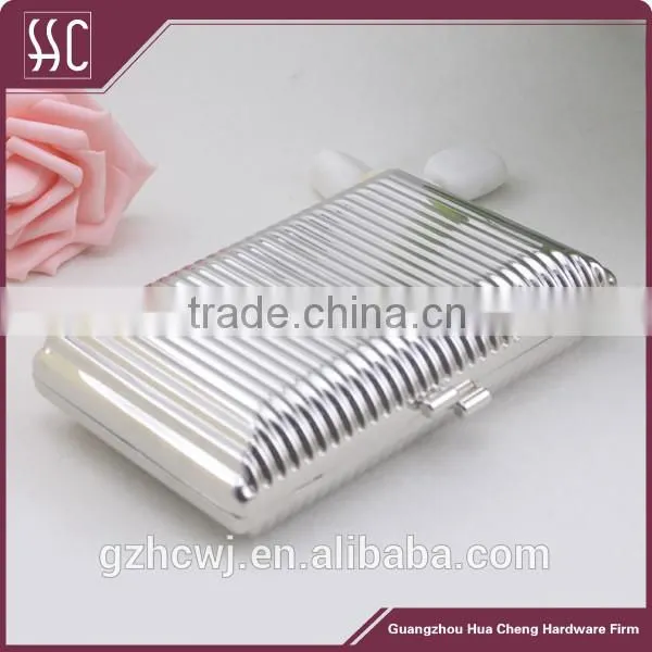 Guangzhou Hard Case Box Purse Frame Clutch Bag Frame photo-3