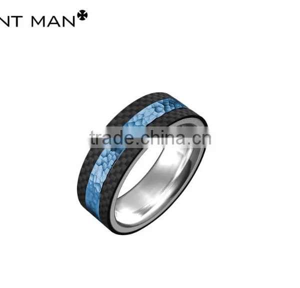 Fashion 8mm Mens Bands Rose Gold Plating High Polish Band Carbon Fiber Ring Hammer Finish Titanium Ring Band photo-2