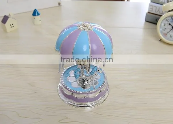 Wood Craft Carousel Music Box Lover Christmas Gift Flash Light Music Box photo-4