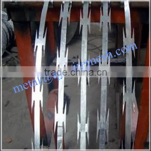 Verified China Anping Factory Of High Safety Razor Barbed Wire/factory Price Razor Barbed Wire photo-2