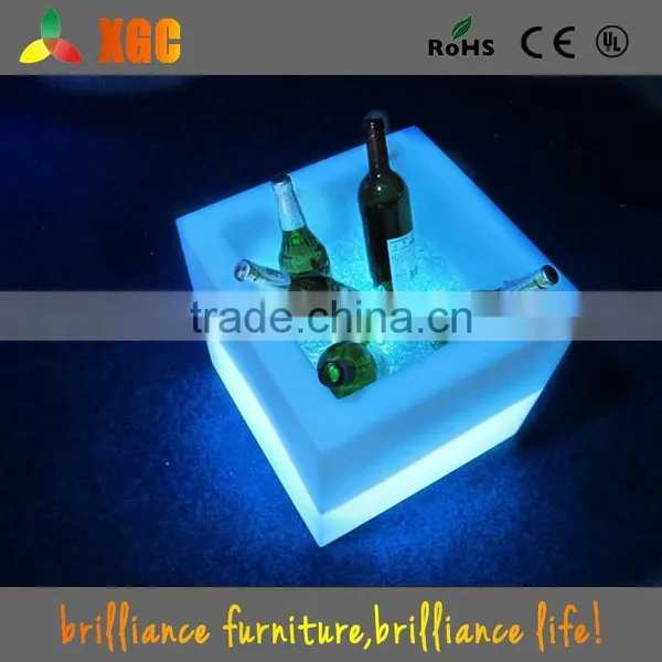 Best Selling Plastic Square Led Ice Bucket for Beer Promotion photo-3