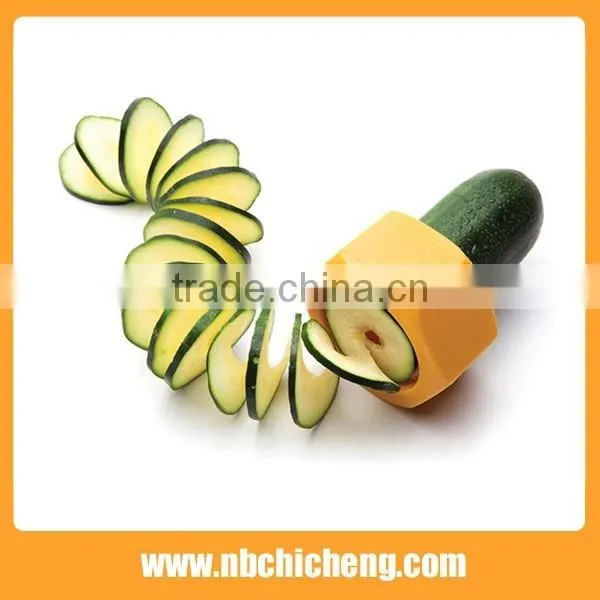 Plastic Cucumber Vegetable Slicer photo-2