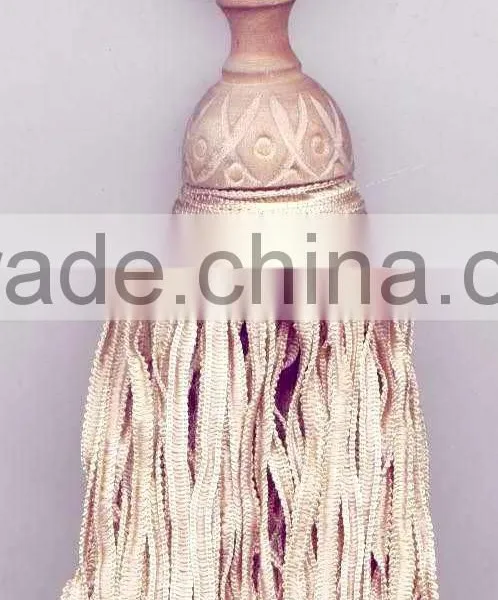 Tassel T326