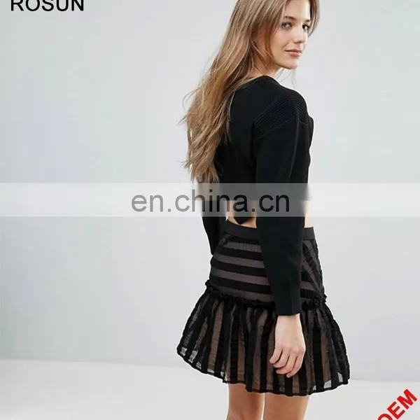 Factory Nylon Blend Scallop Hem Knit Crop Sweater photo-2