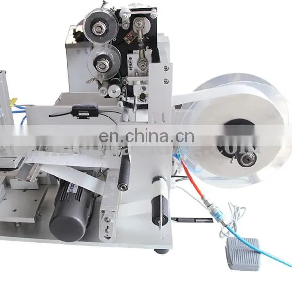 YTK-60D Flat Bottle Labeling Machines For Square Bottle Labels Sticker Labeling photo-3