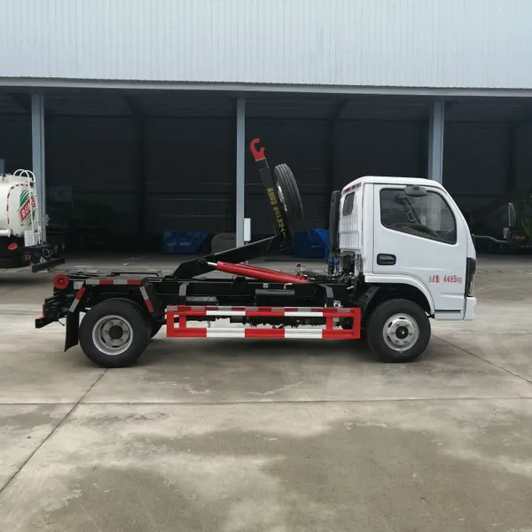 Hook Arm Garbage Truck photo-3