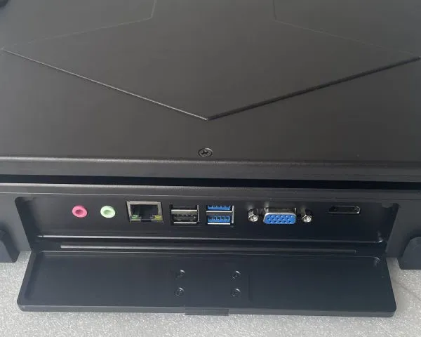 Industrial Computer 15.6-Inch Form Factor Phytium D2000 8-Core Architecture IP65 Protection Standard Fanless Cooling Design photo-2