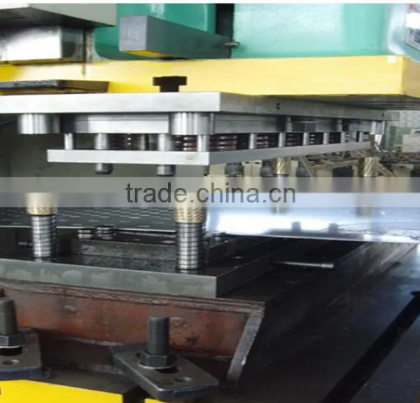 Cable Tray Roll Forming Machine