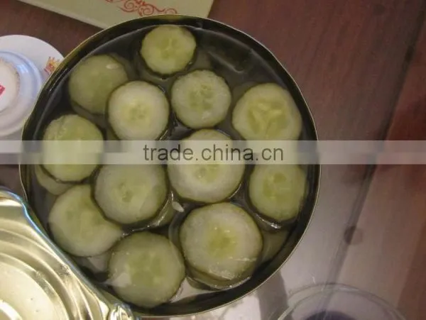 Fresh pickles slices in A10 tins