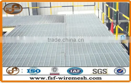 Anping Factory Direct Galvanized/stainless Steel Floor Grating photo-2