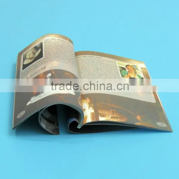 Glossy Low Cost Magazine Printing House photo-6