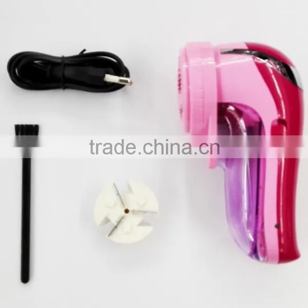 NK-7799 Fabric Fuzz Dust Remover Newest Portable Hair Ball Trimmer Sweater Clothes Shaver Pill Battery Electric Clothes Brush photo-6