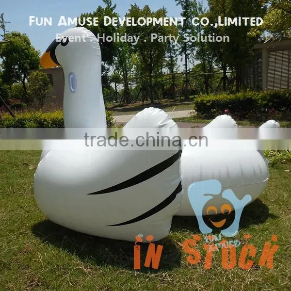 Factory Price Water Play Equipment Pool Float Inflatable Swan photo-2