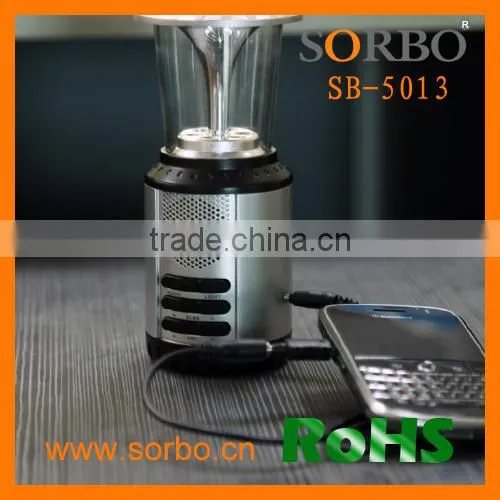 Portable Triple Way Charged Solar Hand Crank Radio Lantern / Compact FM Radio photo-4
