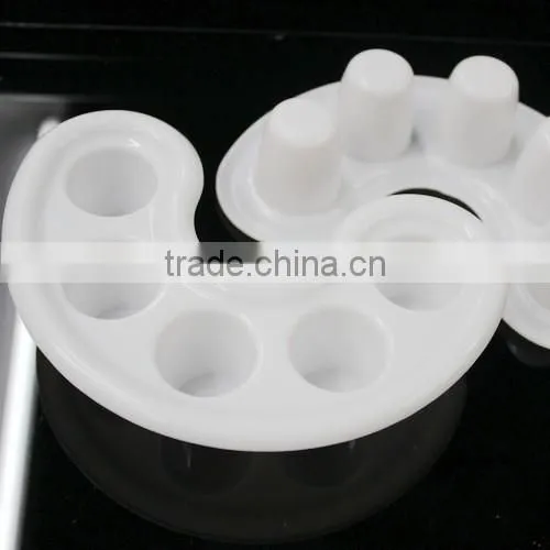 2015 Manicure Tools New Designed Five Fingers Bubble Hand Plastic Bowl for Nail Art photo-4